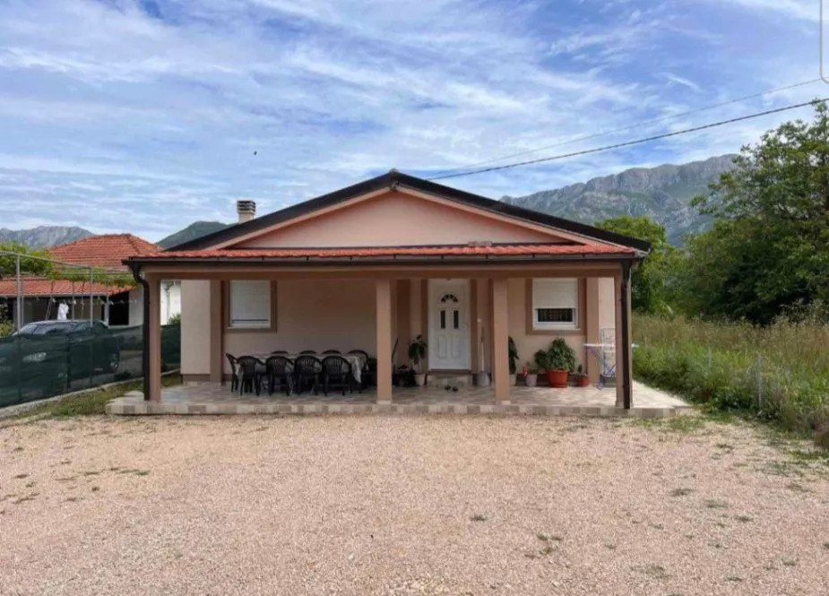 Sale, house, 110m², Polje, Bar