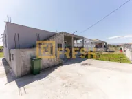 Prodaja, kuća, 100m², Konik, Podgorica - image 1