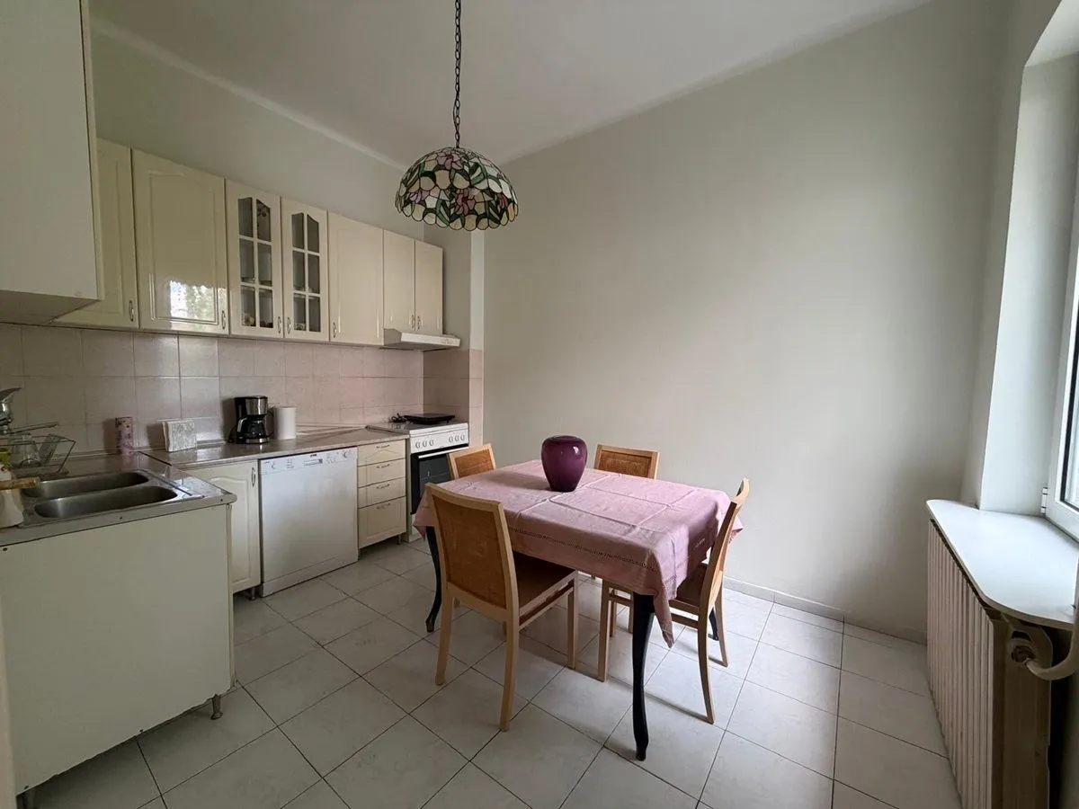 Rent, two bedroom apartment, 80m², Dorćol Sve Podlokacije, Beograd