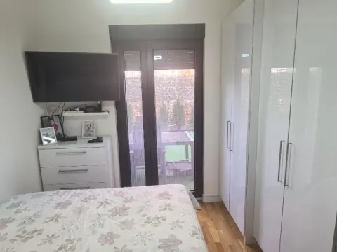 Sale, one bedroom apartment, 79m², Đenovići, Herceg Novi - image 5