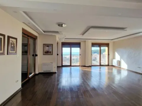 Prodaja, trosoban stan, 152m², Petrovac, Budva - image 3