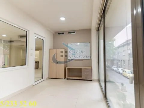 Izdavanje, poslovni prostor, 91m², Vračar Hram, Vračar Sve Podlokacije - image 13