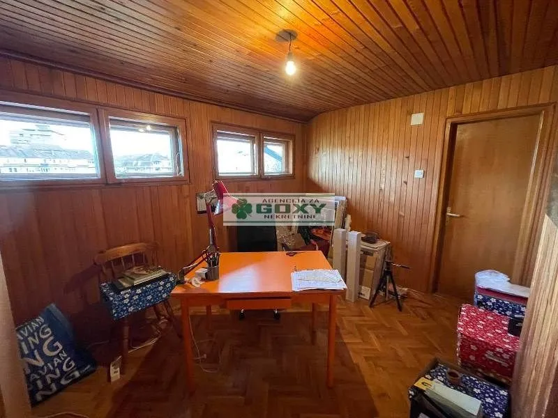 Sale, house, 230m², Kraljevo, Srbija