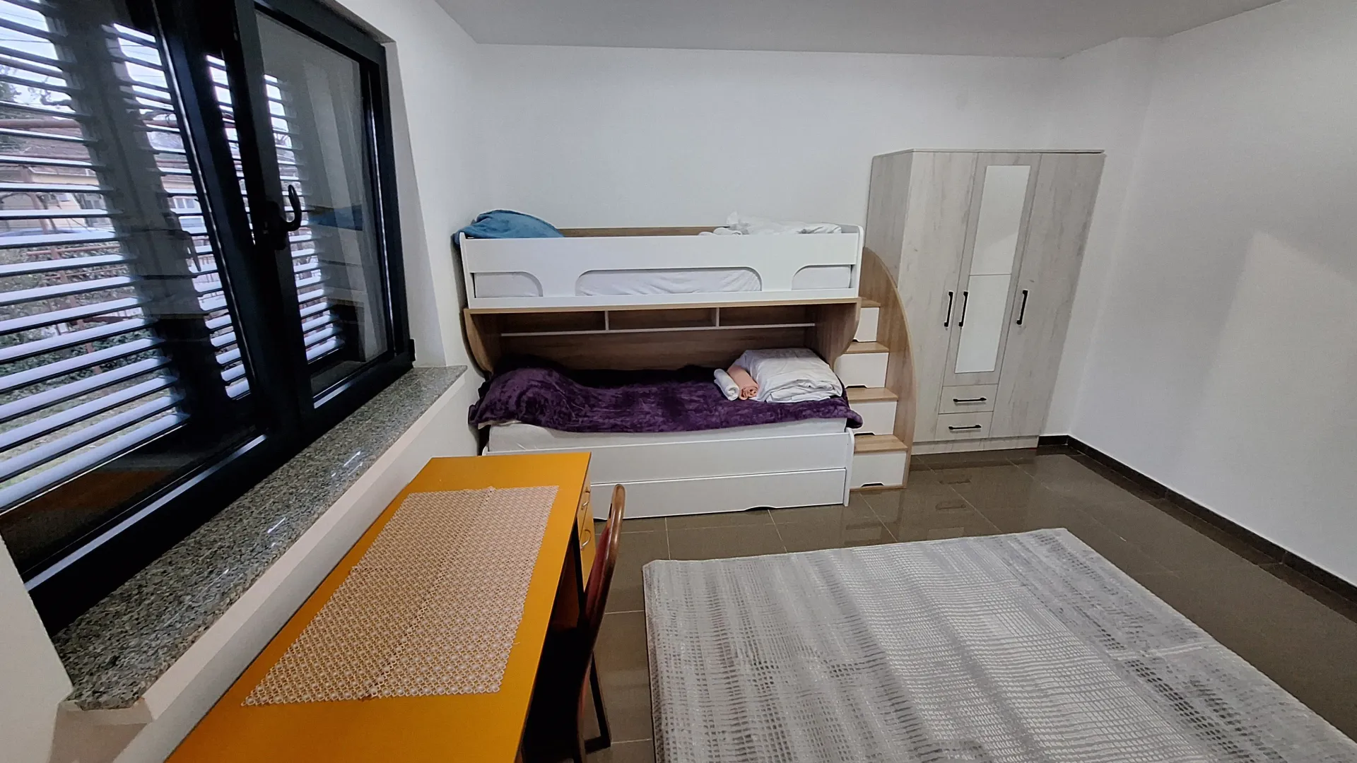 Rent, house, 110m², Stari Aerodrom, Podgorica