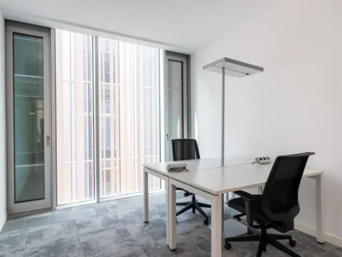 Izdavanje, poslovni prostor, 18m², Podgorica, Crna Gora - image 1