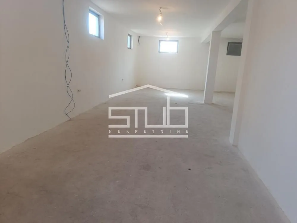 Rent, office space, 160m², Veliki Mokri Lug, Zvezdara Sve Podlokacije