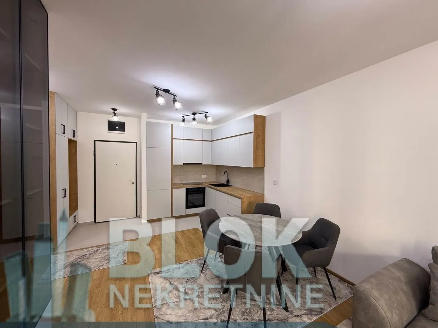 Rent, one bedroom apartment, 50m², Stari Aerodrom, Podgorica