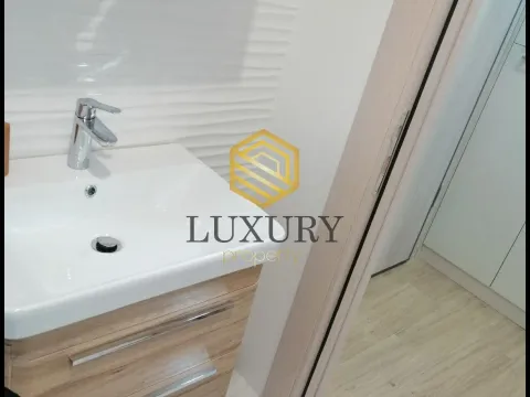 Izdavanje, jednosoban stan, 36m², Centar, Podgorica - image 10