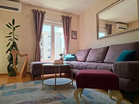 Rent, one bedroom apartment, 45m², Pobrežje, Podgorica - image 6