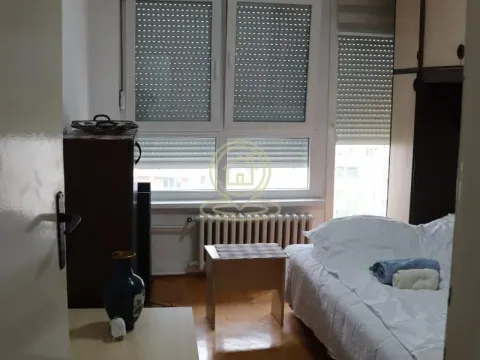 Izdavanje, dvosoban stan, 48m², Kragujevac, Srbija - image 4