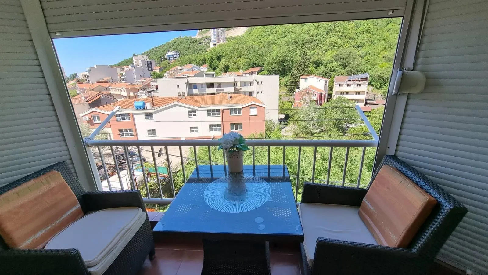 Prodaja, dvosoban stan, 58m², Bečići, Budva