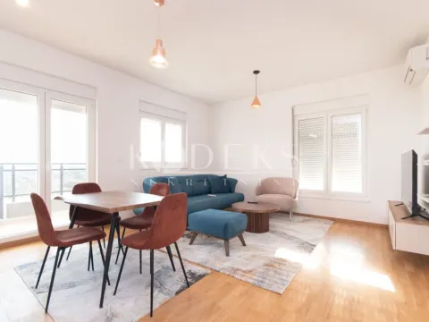 Izdavanje, dvosoban stan, 65m², Stari Aerodrom, Podgorica - image 2