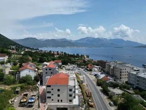 Sale, one bedroom apartment, 50m², Baošići, Herceg Novi - image 7