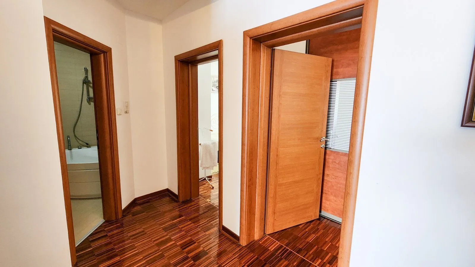 Prodaja, stan, 105m², Kotor, Crna Gora