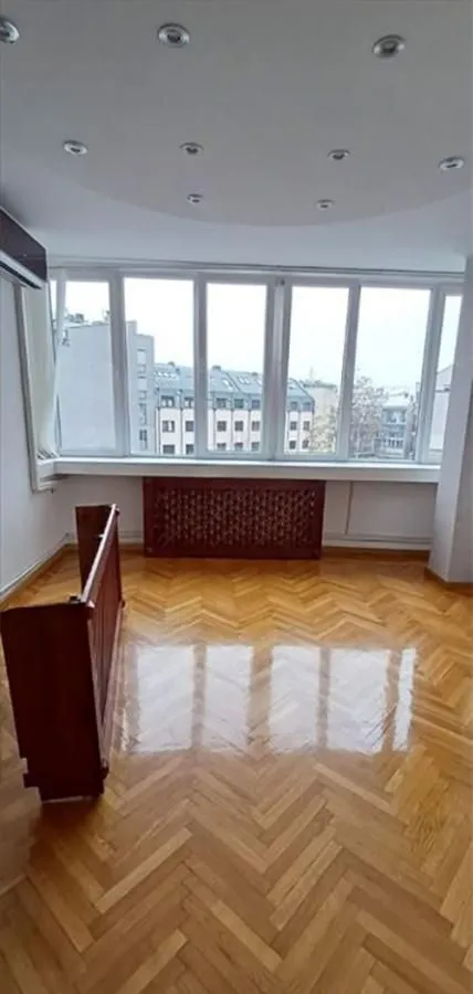 Rent, office space, 154m², Vračar Sve Podlokacije, Beograd