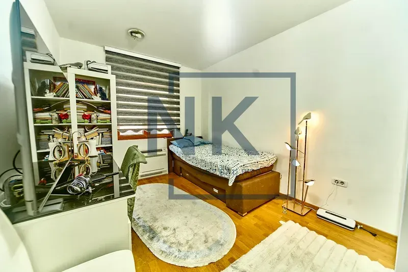 Prodaja, trosoban stan, 120m², Tološi, Podgorica