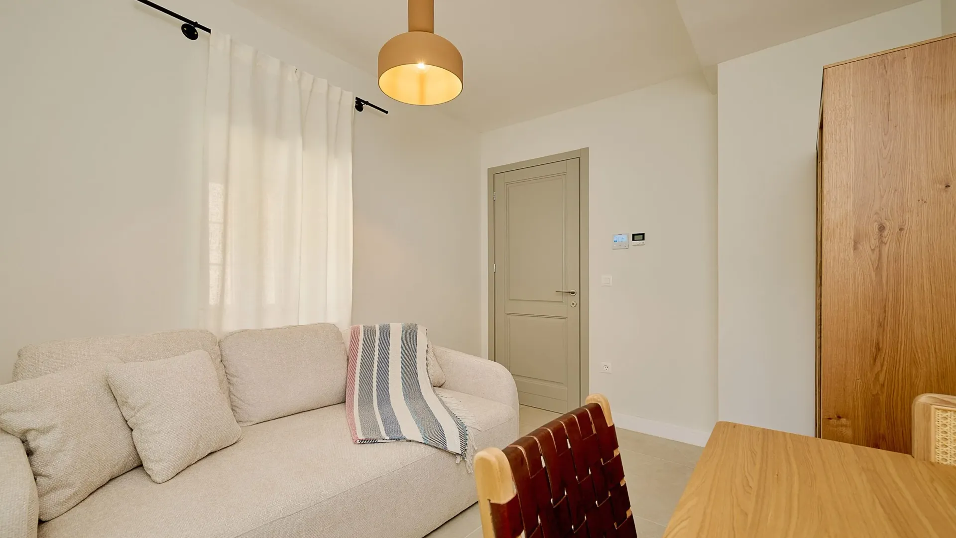 Rent, house, 200m², Kotor, Crna Gora