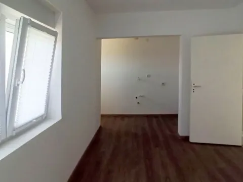 Sale, house, 170m², Lozničko Polje, Loznica - image 9