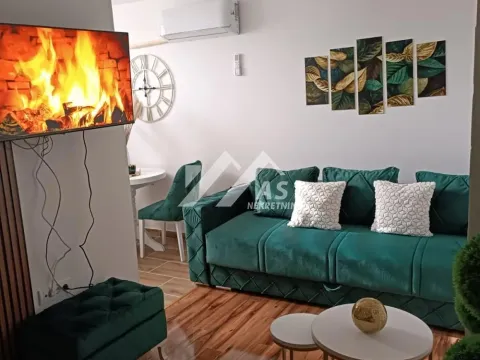 Prodaja, jednosoban stan, 23m², Salajka, Novi Sad Sve Podlokacije - image 1