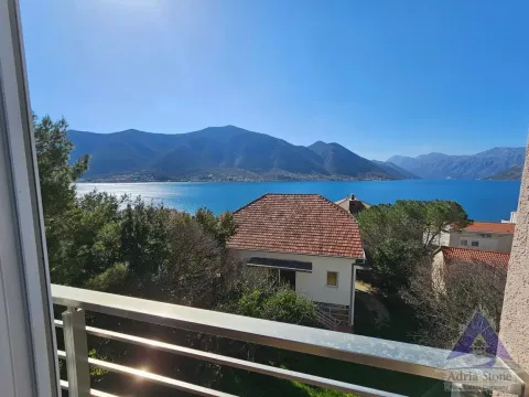 Prodaja, dvosoban stan, 171m², Dobrota, Kotor - image 2