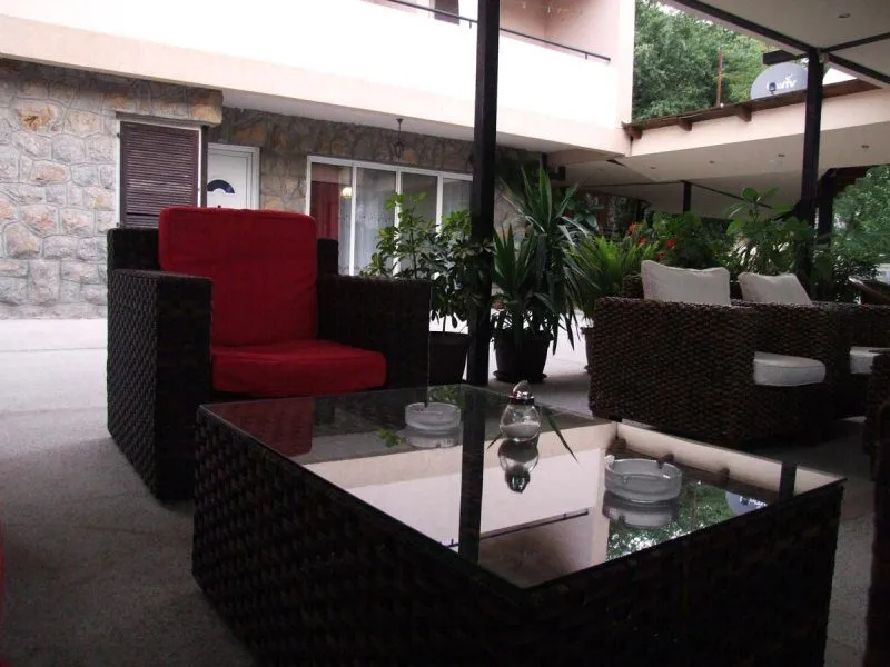 Sale, house, 718m², Bečići, Budva
