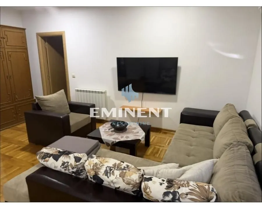 Rent, two bedroom apartment, 56m², Savski Venac, Beograd