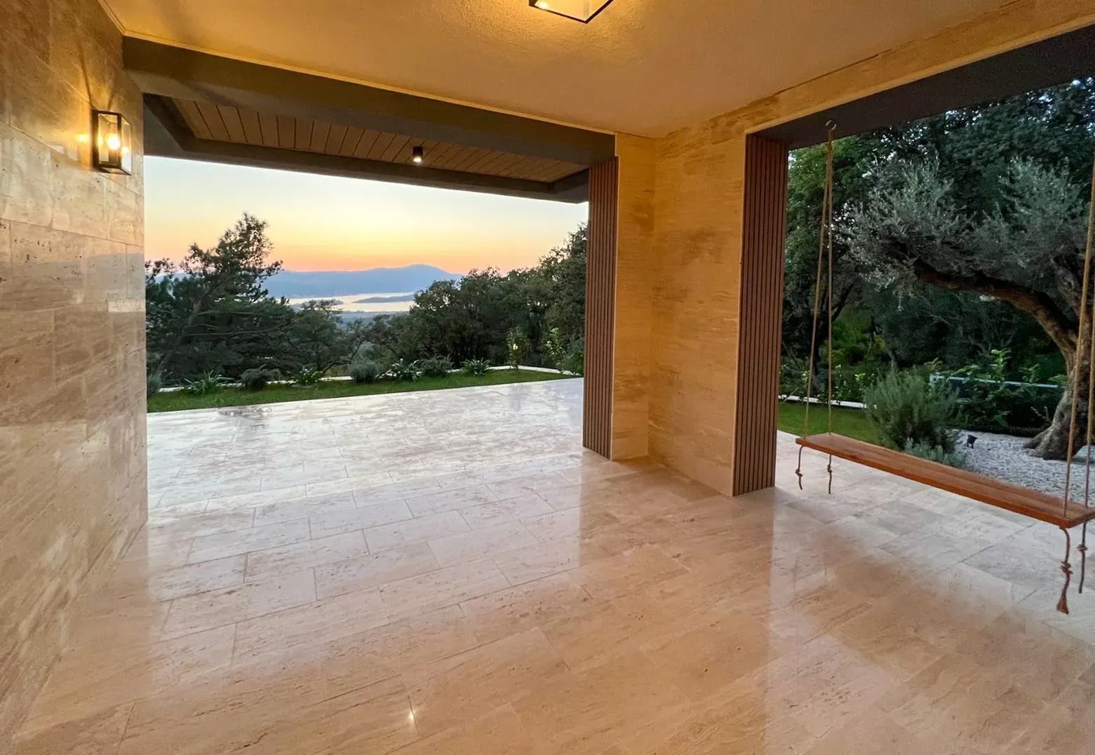 Prodaja, kuća, 317m², Tivat, Crna Gora