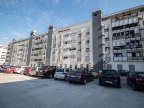 Rent, two bedroom apartment, 600m², City Kvart, Podgorica - image 2
