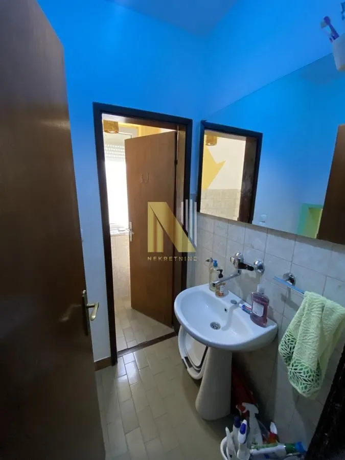 Prodaja, kuća, 223m², Sremska Kamenica, Petrovaradin