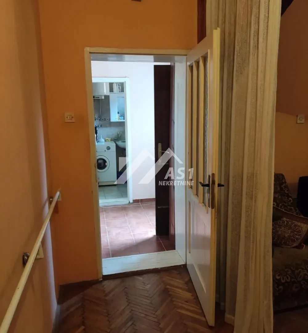 Prodaja, kuća, 220m², Temerin, Novi Sad