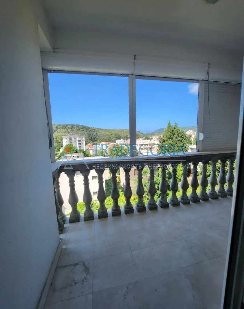 Prodaja, dvosoban stan, 57m², Sutomore, Bar