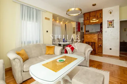 Rent, two bedroom apartment, 76m², Centar, Podgorica - image 1