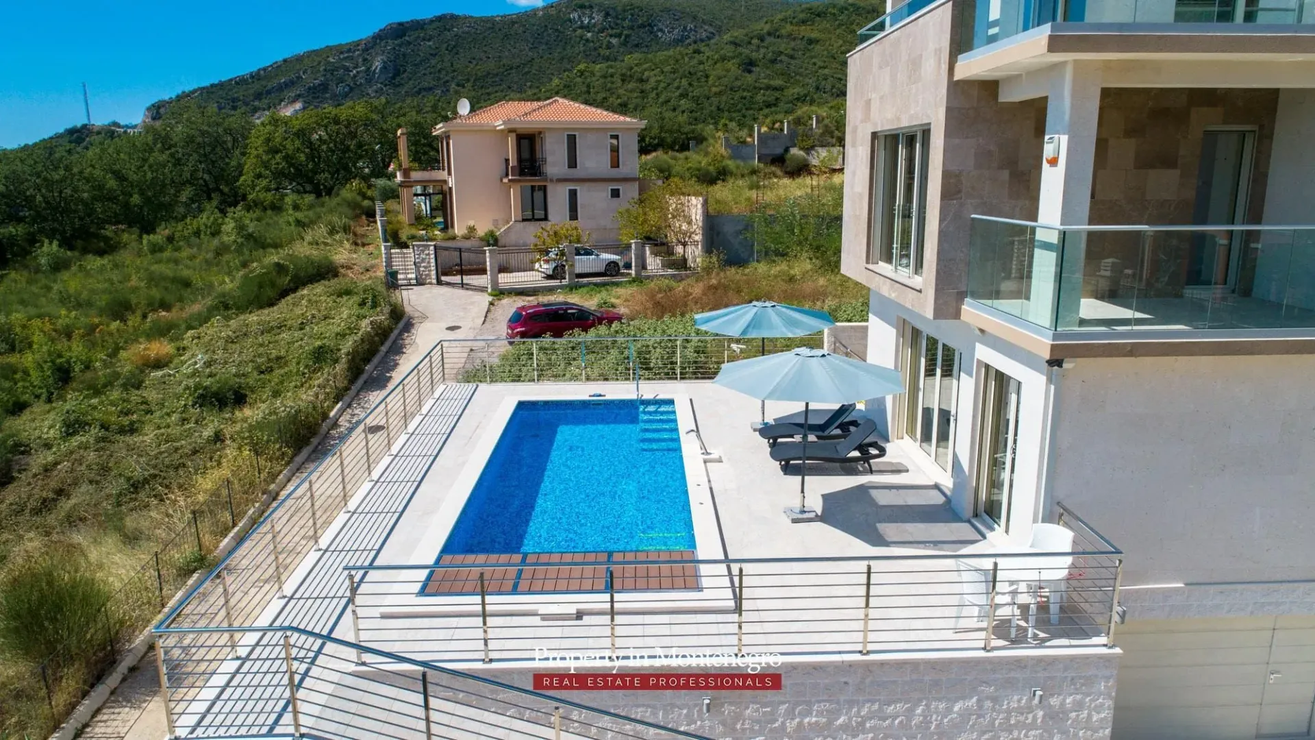 Sale, house, 400m², Bečići, Budva