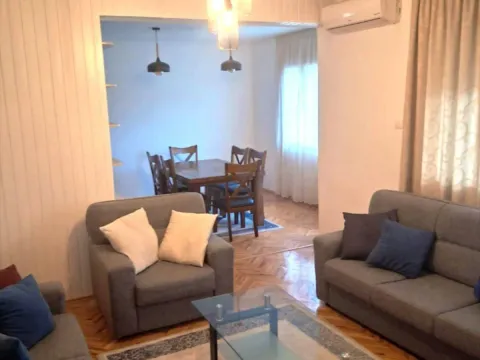Rent, two bedroom apartment, 108m², Stari Aerodrom, Podgorica - image 2