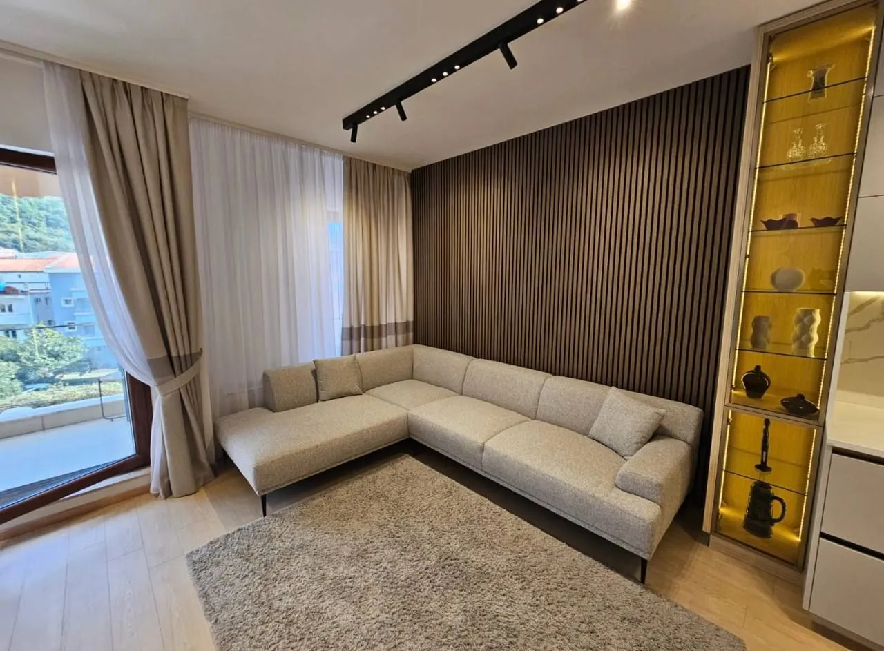 Sale, three bedroom apartment, 86m², Centar, Budva