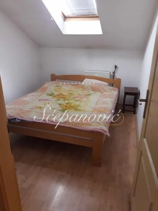 Prodaja, trosoban stan, 86m², Centar, Novi Sad