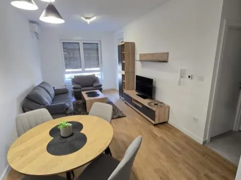 Izdavanje, dvosoban stan, 44m², Novo naselje, Novi Sad - image 6