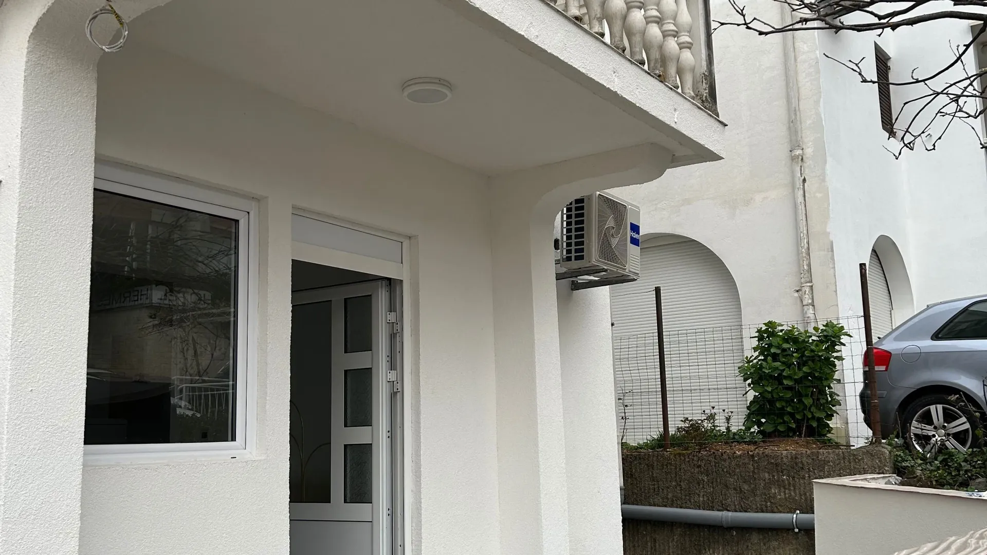 Izdavanje, poslovni prostor, 25m², Babin Do, Budva