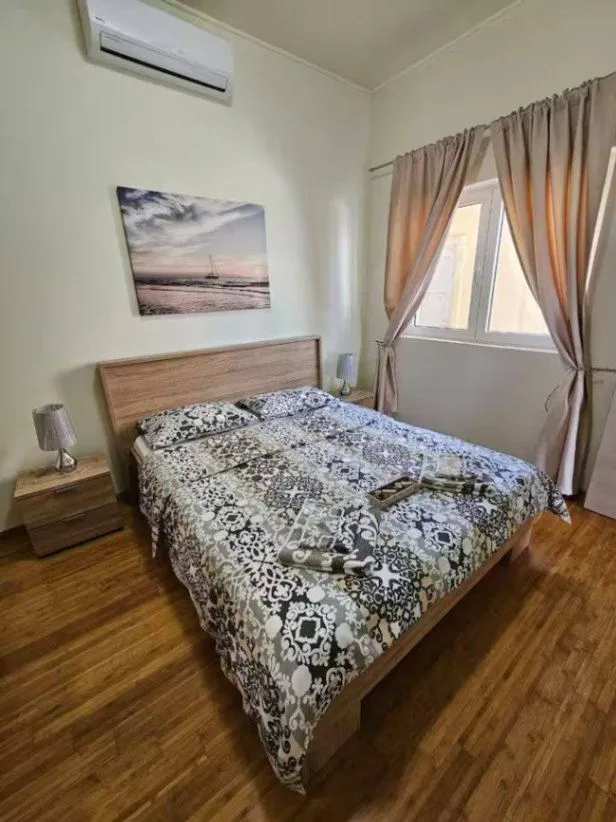 Prodaja, jednosoban stan, 41m², Prčanj, Kotor