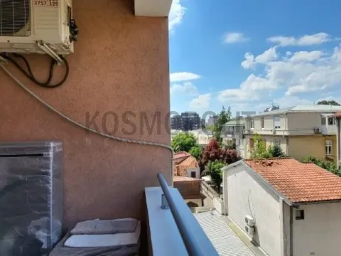 Sale, three bedroom apartment, 60m², Južni Bulevar, Vračar Sve Podlokacije - image 13