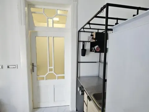 Prodaja, kuća, 49m², Centar, Sombor - image 9
