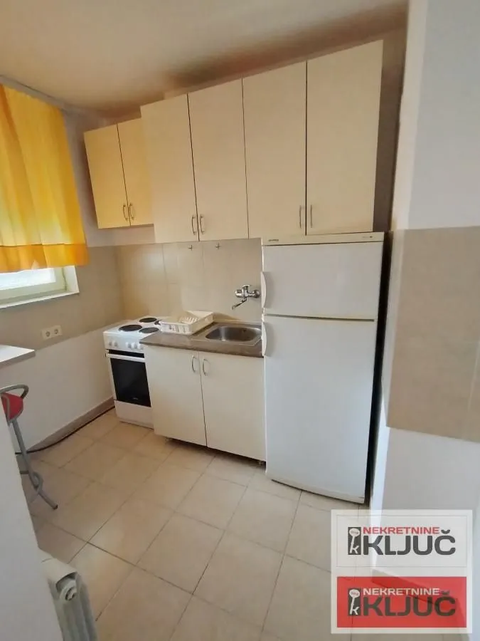Izdavanje, jednosoban stan, 35m², Nova Detelinara, Novi Sad Sve Podlokacije