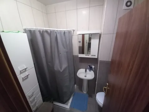 Rent, one bedroom apartment, 40m², Blok 9, Podgorica - image 4