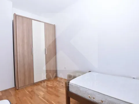 Izdavanje, dvosoban stan, 60m², Ljubović, Podgorica - image 8