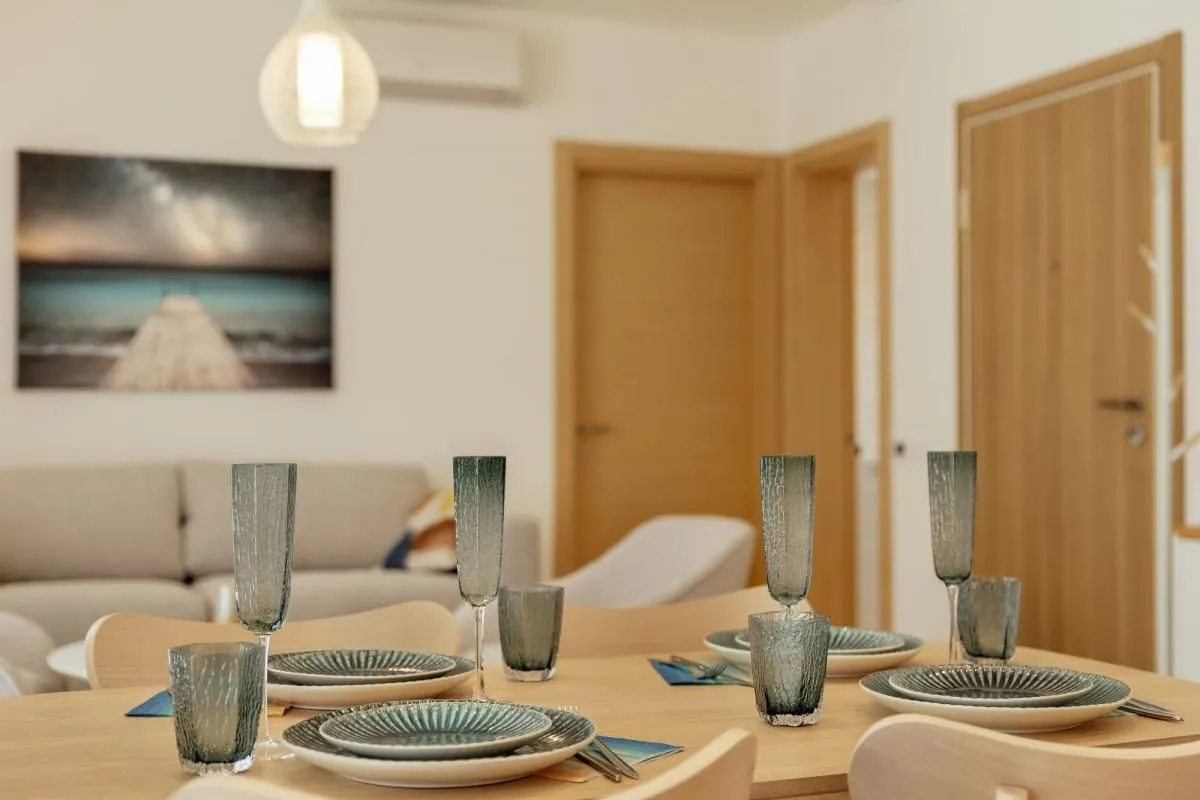 Prodaja, jednosoban stan, 59m², Herceg Novi, Crna Gora