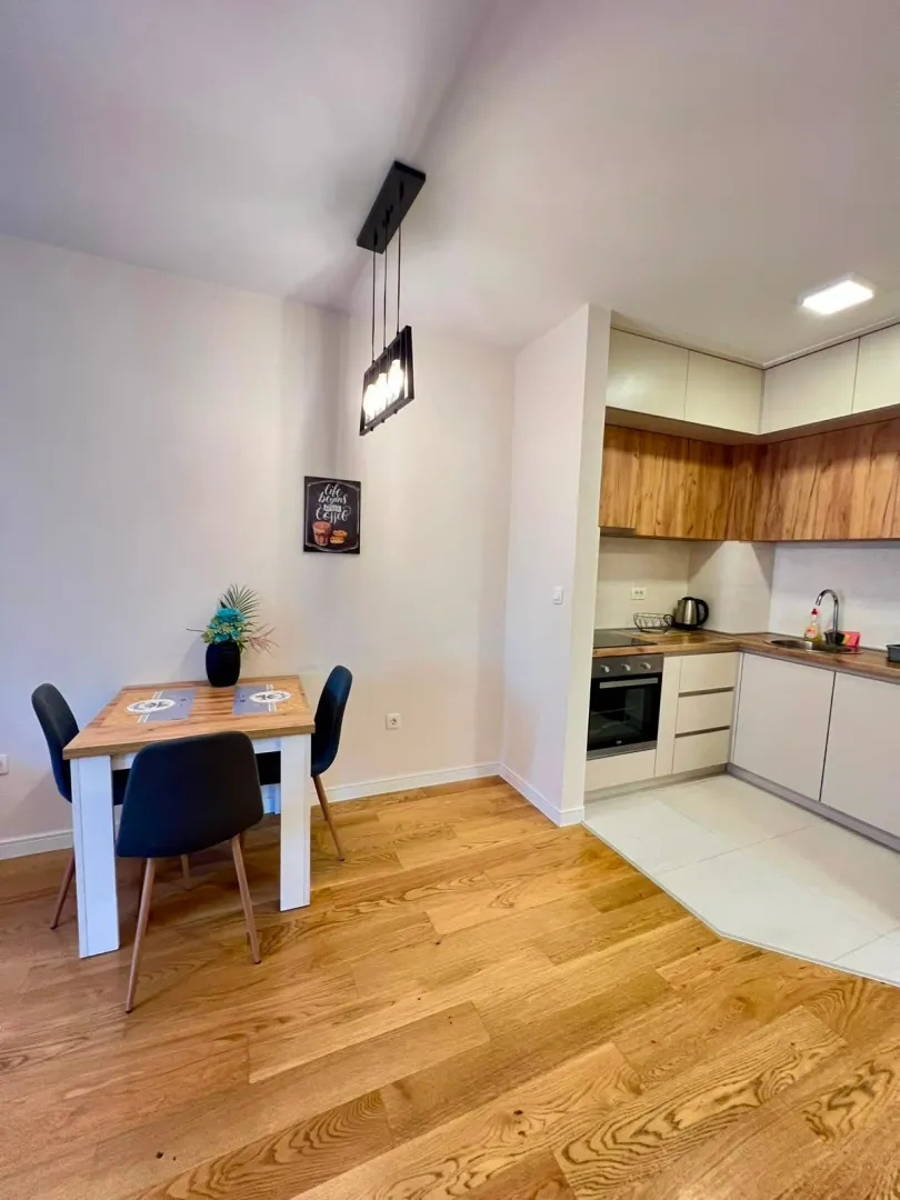 Prodaja, jednosoban stan, 40m², Central Point, Podgorica