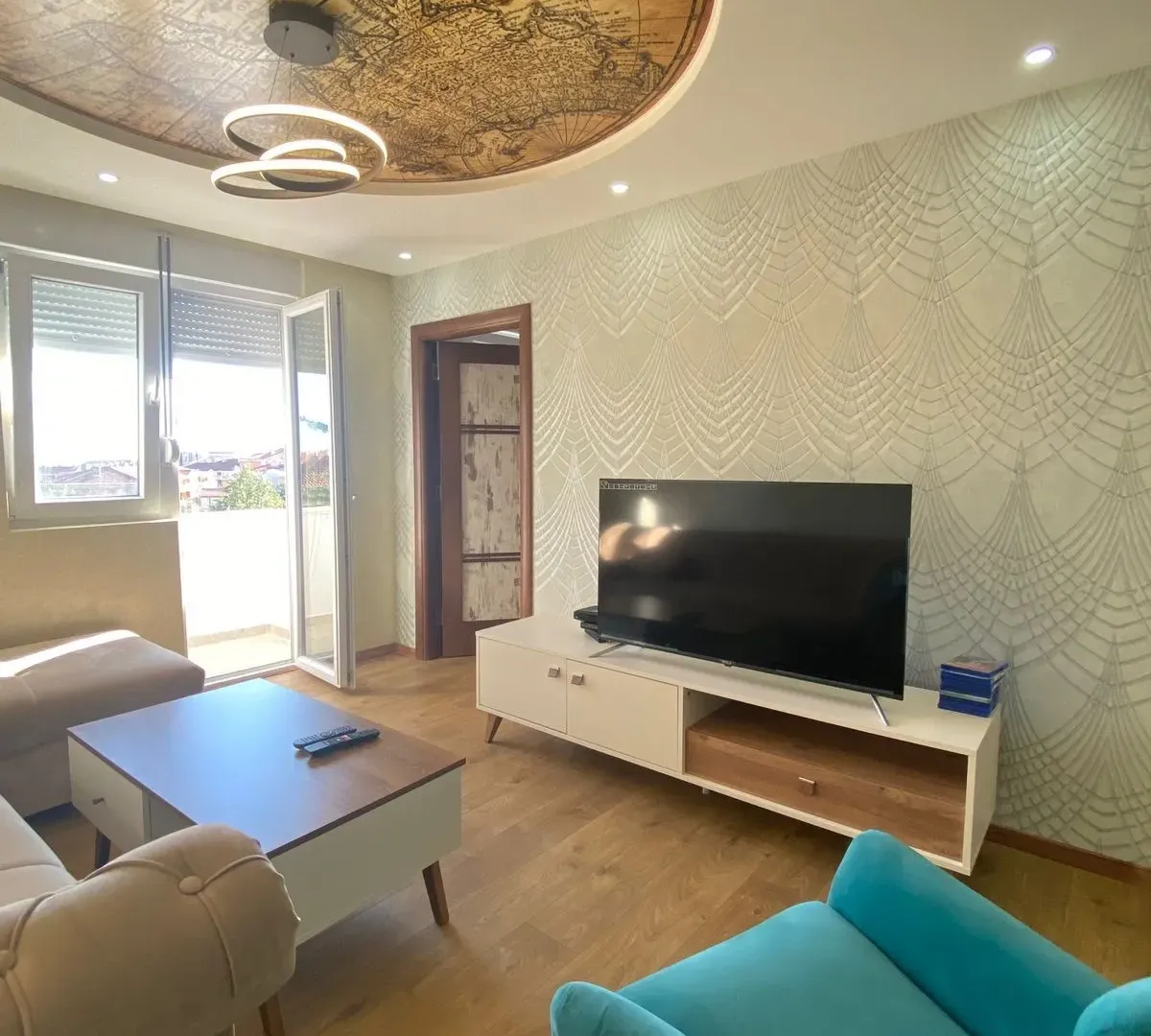 Izdavanje, jednosoban stan, 50m², Podkošljun, Budva