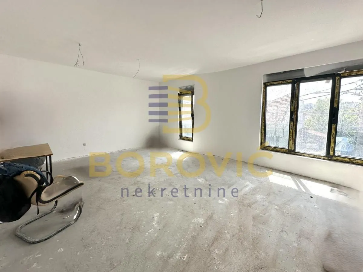 Sale, office space, 42m², Dušanovac, Voždovac Sve Podlokacije