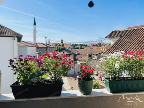 Prodaja, dvosoban stan, 72m², Stara Varoš, Podgorica - image 13