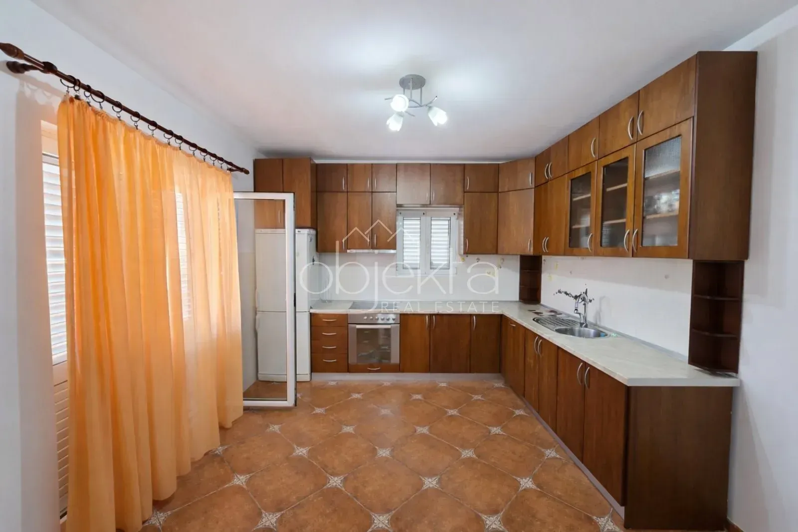Rent, office space, 102m², Tivat, Crna Gora